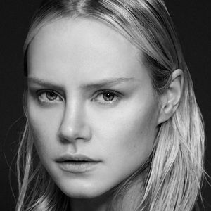 Meet your Posher, Mila